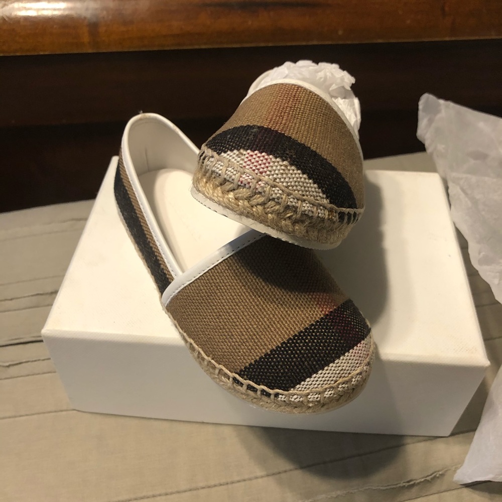 Kids Burberry shoes